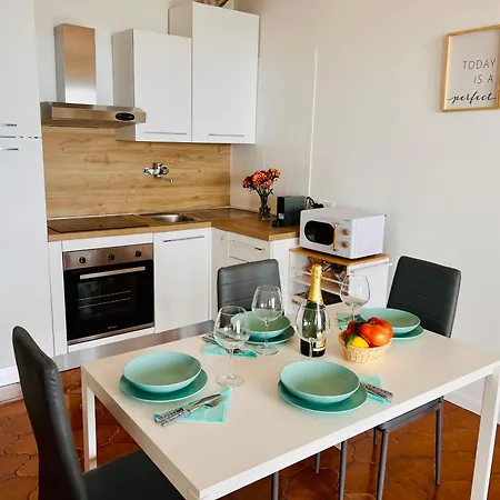 公寓 Bilocale Vista Mare E Parcheggio Privato *