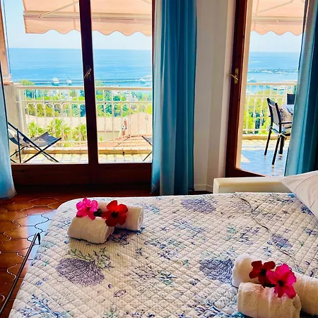 Bilocale Vista Mare E Parcheggio Privato *