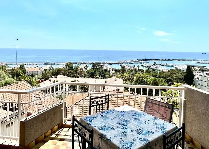 Apartment Bilocale Vista Mare E Parcheggio Privato