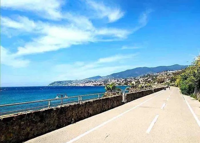 Apartament Bilocale Vista Mare E Parcheggio Privato *