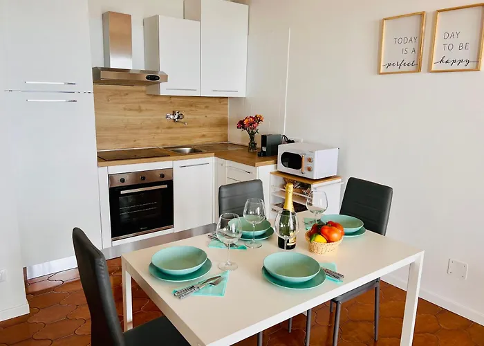 Apartament Bilocale Vista Mare E Parcheggio Privato *