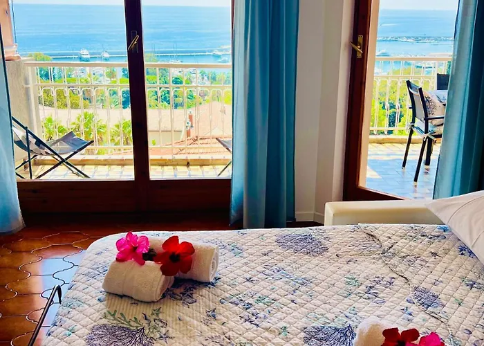 Bilocale Vista Mare E Parcheggio Privato *